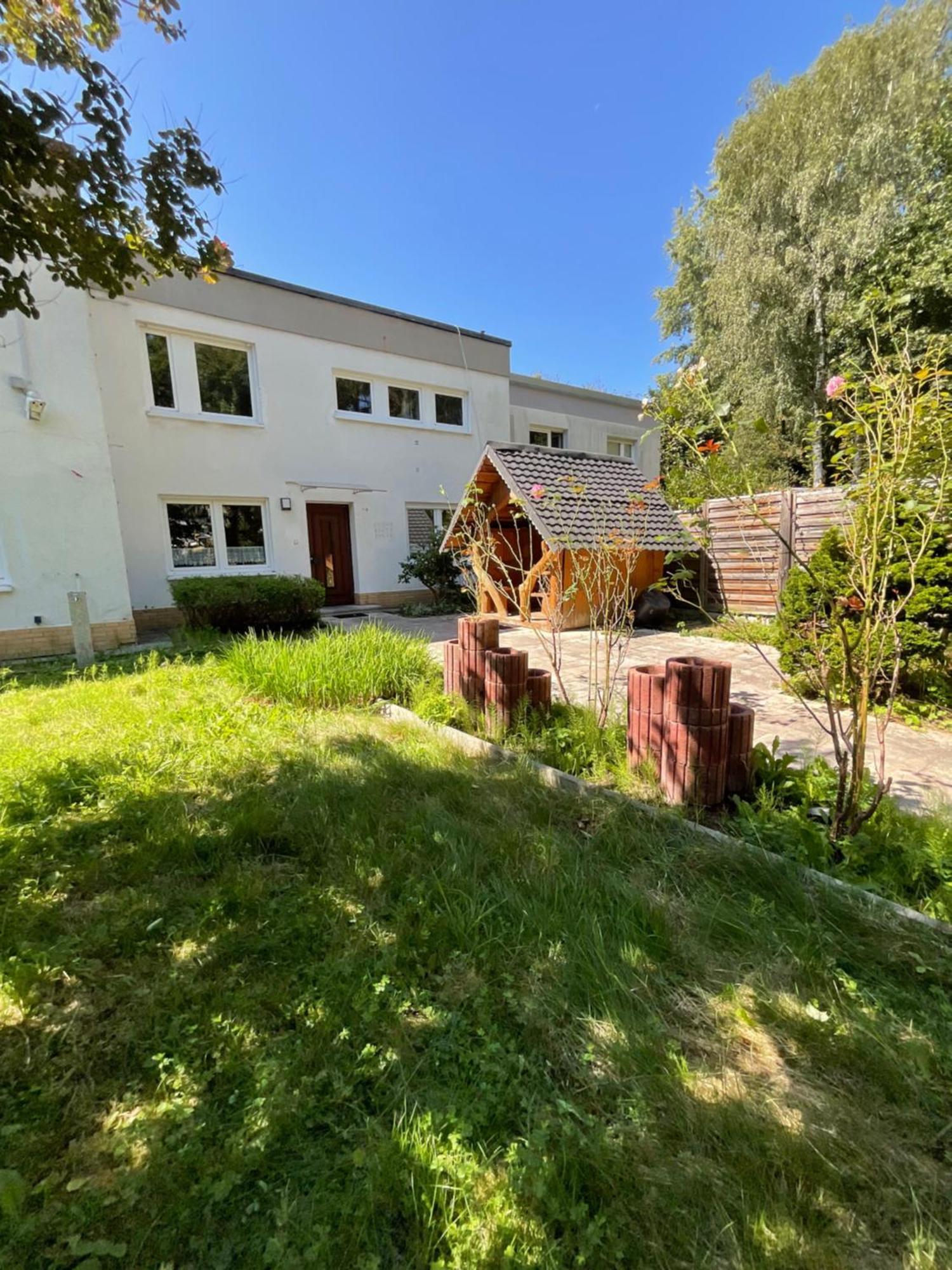 Messe-Apartment, 4 Schlafzimmer, 80 Qm, Garten - 6 Km Zur Messe, Verkehrsguenstig, Ruhig, Parkplaetze Nuremberga Exterior foto